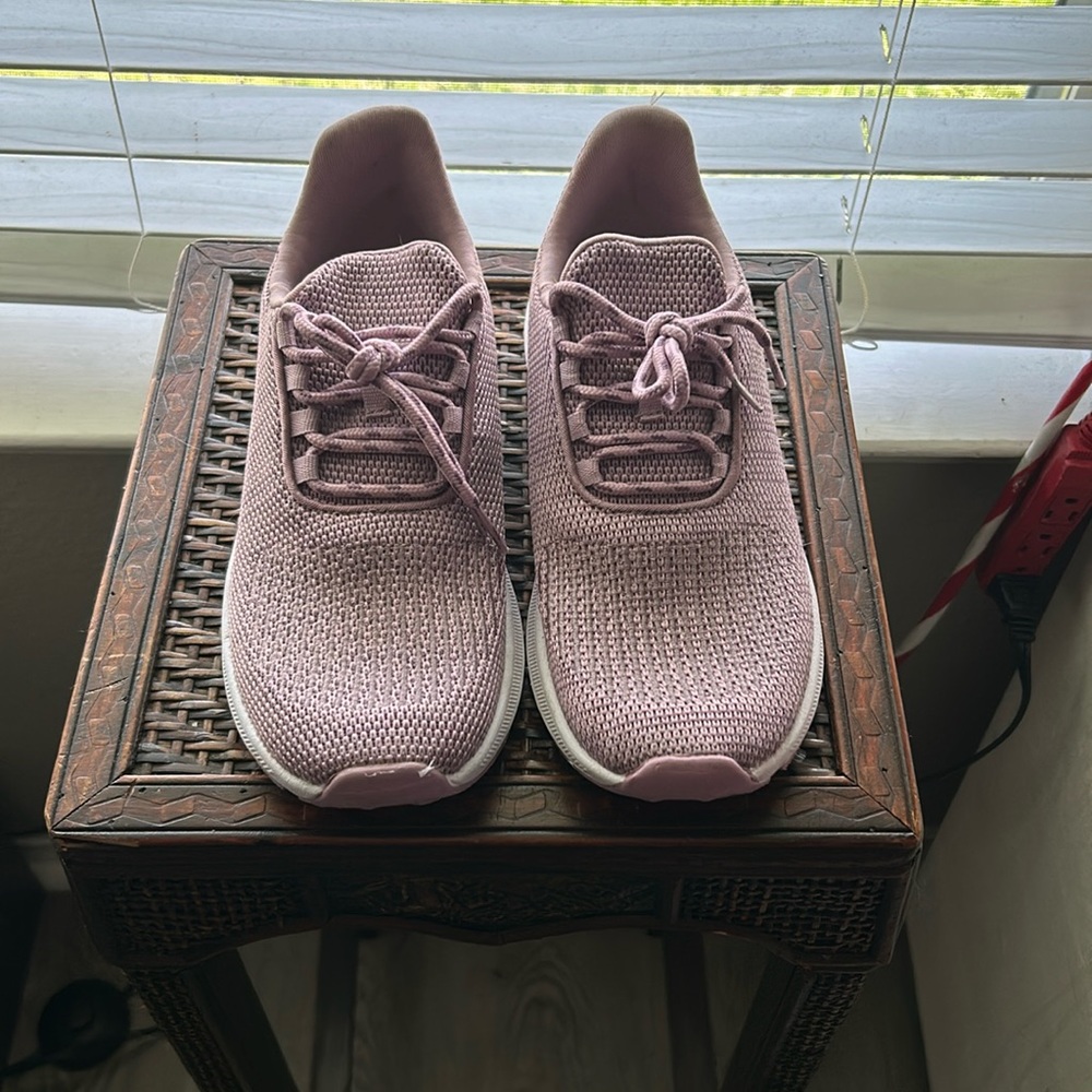 Pink, tennis shoes